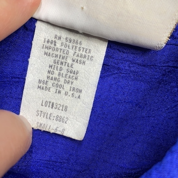 Vintage Jordana Royal Crown Button Down Long Sleeve Blouse Small - Picture 4 of 13